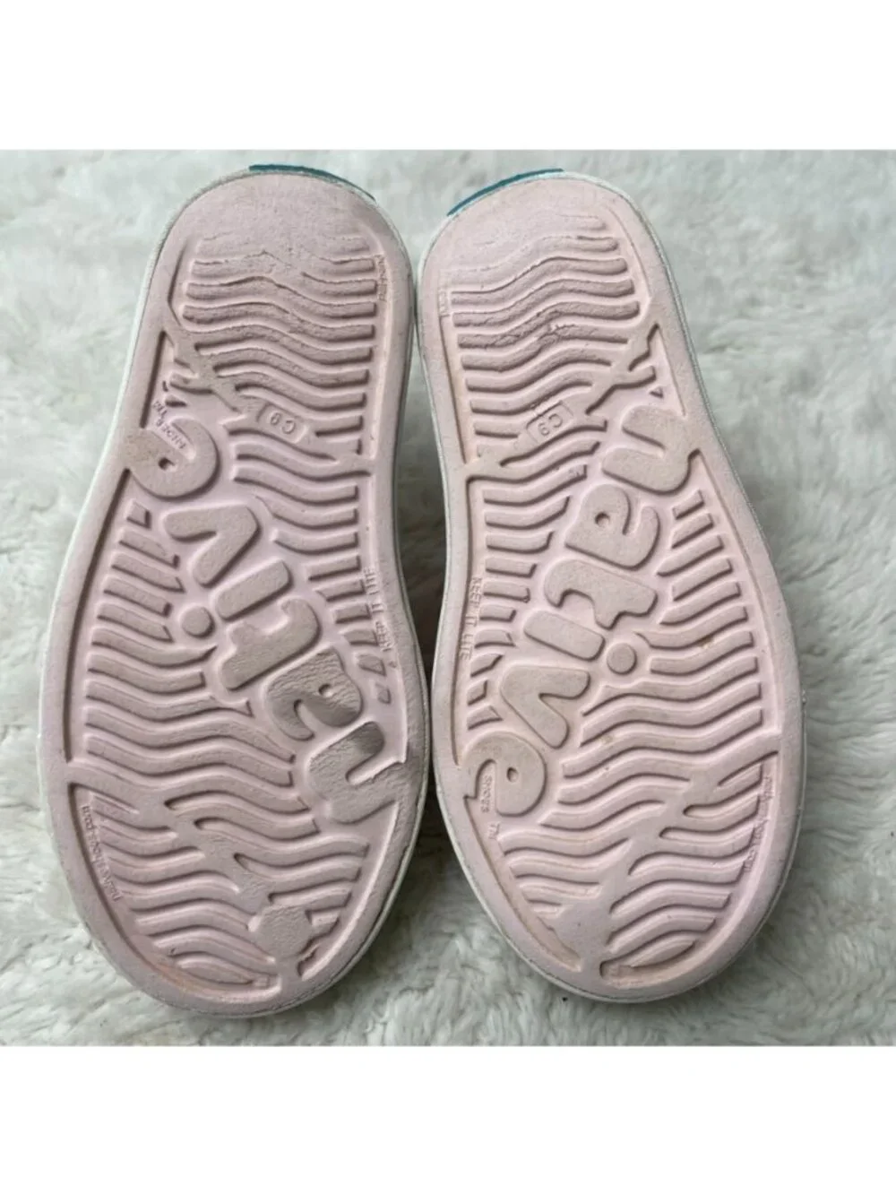 Native Jefferson Shoes Kids Size 9 Pink Slip On Perforated Water Sneakers Toddle